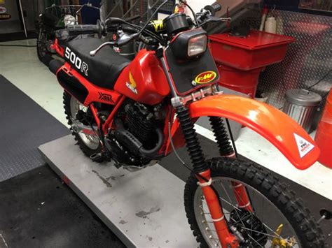 The fender light didn't work. 1981 Honda xr500r pristine survivor