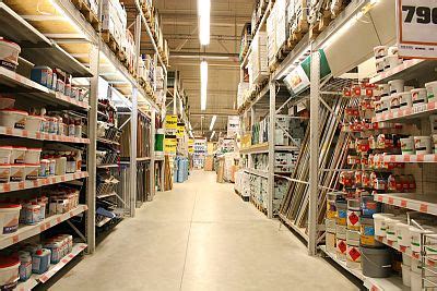 Die größen reichen von winzigen mosaiksteinchen über die üblichen standardmaße bis hin zu großflächigen platten. Baumarkt oder Fachhandel › Schreinerprodukte