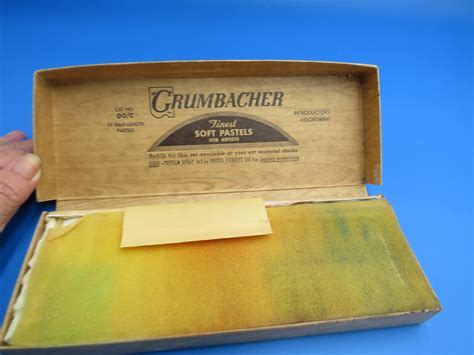 Vintage Grumbacher 30 Soft Pastels Half Length Intro Assortment Cat No