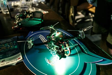 В Москве пройдет международный фестиваль дрон рейсинга Rostec Drone