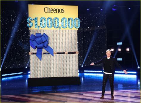 Ellen Degeneres Gives 1 Million To Her Audience To Split Photo