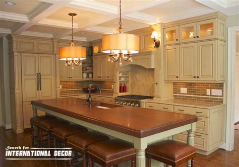 A coffered ceiling is an architectural style that delivers a grand design. How to use molding in the modern interior