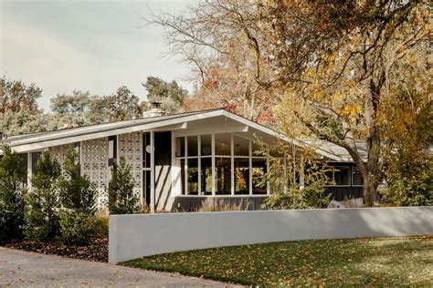 Classic Midcentury Modern Home Dazzles After Careful Remodel