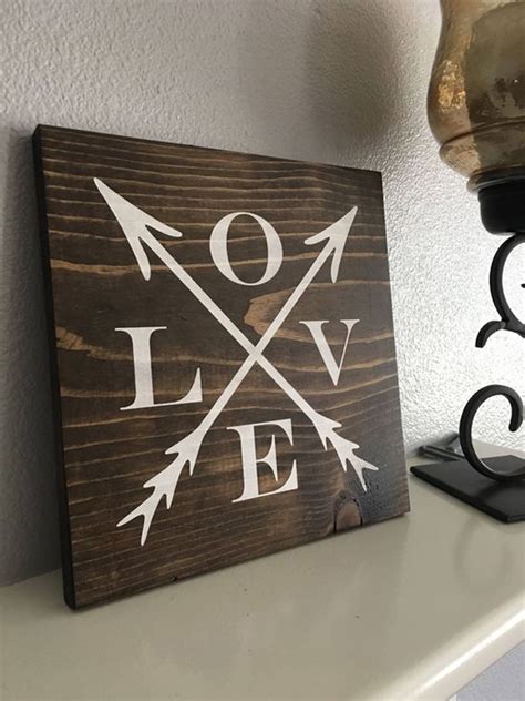 25 Super Romantic Wooden Signs For Valentines Day Home