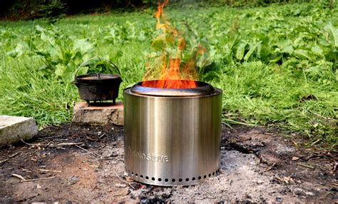Similar to the dakota fire pit, the rocket stove creates a clean burning, smokeless fire through concentrated primary combustion in the bottom of. Review: Solo Stove Ranger Fire Pit - Cool of the Wild