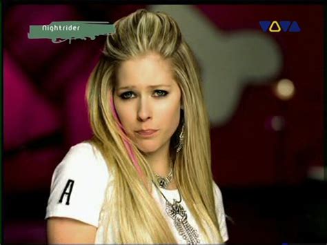 Music Video Girlfriend Avril Lavigne Image 1558995 Fanpop