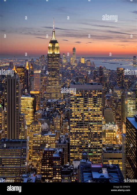 Manhattan Skyline At Night New York Usa Stock Photo Alamy