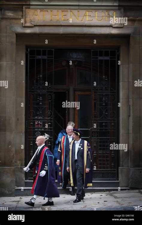 Academic Procession Through Glasgow Stock Photo Alamy