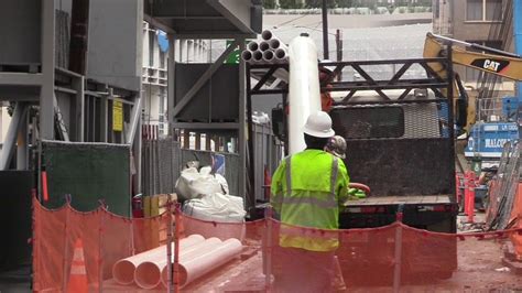 Serving scarborough and the gta's contracting needs. CONSTRUCTION WORKERS IN THE RAIN | Construction worker ...