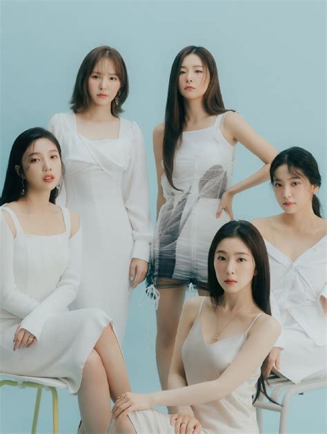 There are 8 questions in this quiz and every answer means something so play this red velvet quiz 2021, share it with your friends and share with us your result in the comments. Red Velvet - Season's Greetings Photos 2021 • CelebMafia