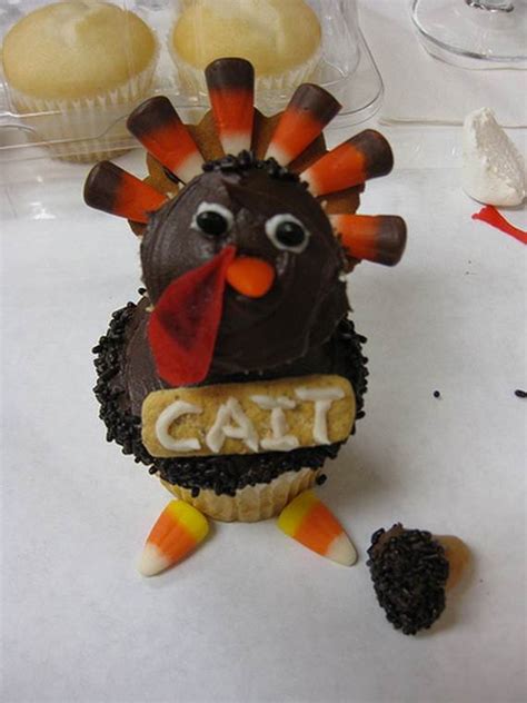 Ze worden gebakken in een fo. Easy Thanksgiving Cupcake Decorating Ideas