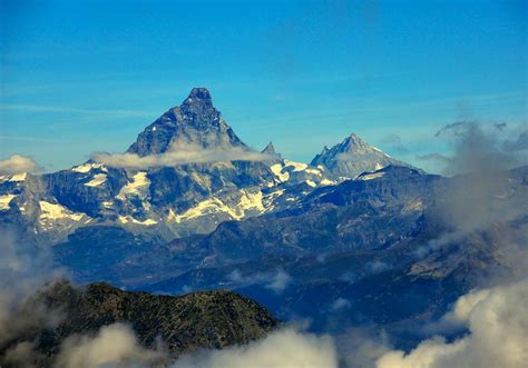 Close Up Of Cervino Matterhorn Photos Diagrams And Topos Summitpost