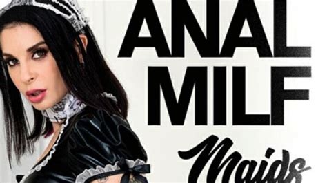 Joanna Angel Cleans Up In Anal Milf Maids