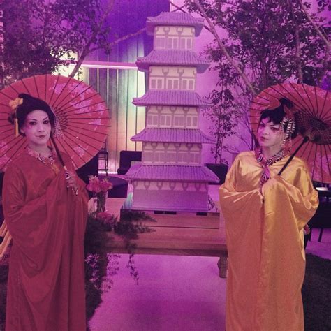 Bodas Japonesas Por Ashley Alemany Sari Fashion Weddings Saree Moda