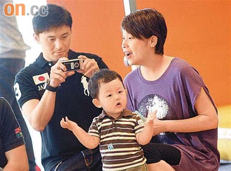 He is best known for being the winner of the tv chosun reality show mr. 曹永廉咀掂扭計囝囝 - 東方日報