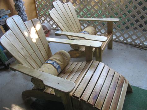 This diy lounge chair will be a remarkable addition to every outdoor deck, poolside, and backyard and will be a great pleasure to sit on. 38 Stunning DIY Adirondack Chair Plans Free - MyMyDIY | Inspiring DIY Projects