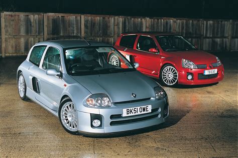 The Mid Engined Renault Clio V6 Phase 2 Weirdwheels