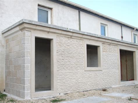 Pour vous aider, nous allons voir ce que vous devriez faire afin. Habillage d'ouvertures de façade. Encadrement fenêtre en ...