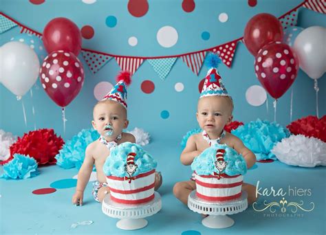Cake Smash Twin Birthday Cakes Twin Birthday Parties Twins 1st