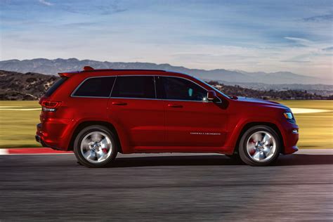 2014 Jeep Grand Cherokee SRT - HD Pictures @ carsinvasion.com