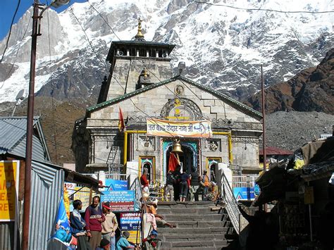 Renowned for the kedarnath temple, the city is both a religious center and an idyllic holiday destination. Kedarnath-Tempel - Wikipedia