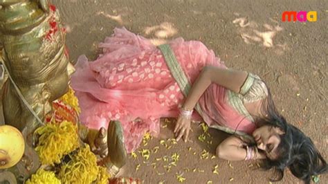 Sasirekha Parinayam Watch Episode 33 Sashi Falls Unconscious On Disney Hotstar