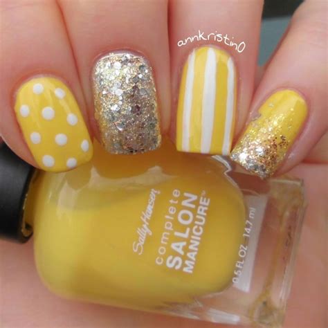 50 Beautiful Bright Yellow Nail Designs For You 2000 Daily