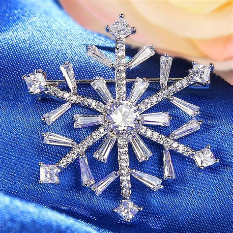 Elequeen Womens Silver Tone Full Zircon Winter Snowflake Art Deco Brooch Pin Clear Jewelry