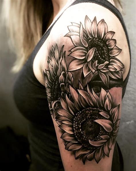Black And Gray Sunflower Tattoo © Tattoo Artist Marc Rudolf Von Rohr 💖🌻💖🌻