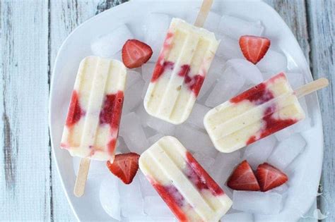 Receta Paletas De Yogur Y Fresas