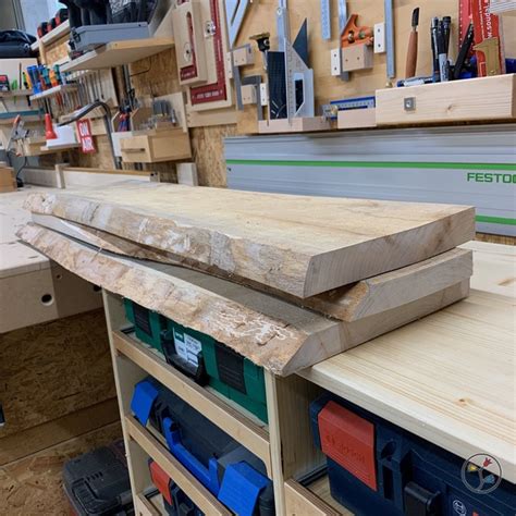 Kindergarderobe holz ikea mit bank roba sitzbank. Eine einfache Garderobe aus Massivholz selbst bauen ...