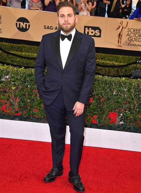 jonah hill shows off weight loss before and after pictures