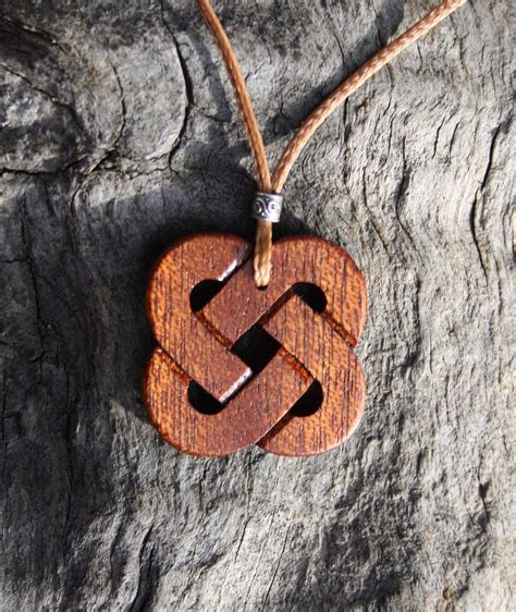 Download Celtic Love Knot / Celtic Love Knot Intertwined Heart ...