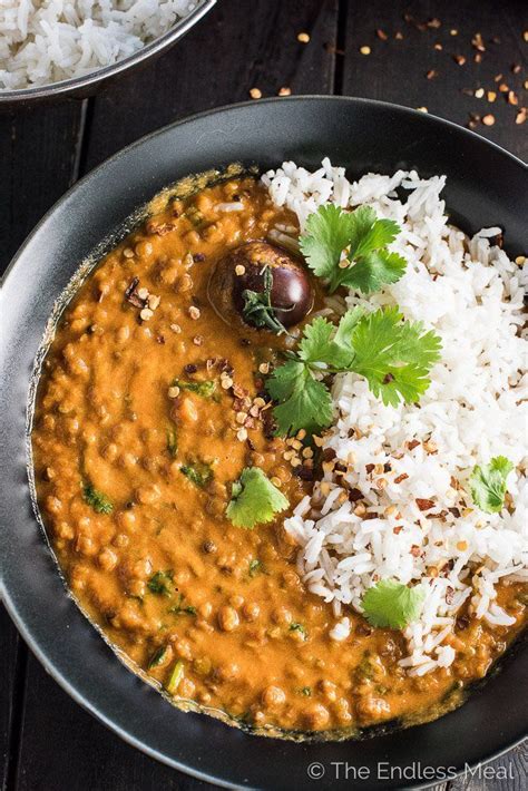 Add the garlic, ginger, and green curry paste and cook for another minute, stirring constantly. Creamy Coconut Lentil Curry | Recipe (With images ...