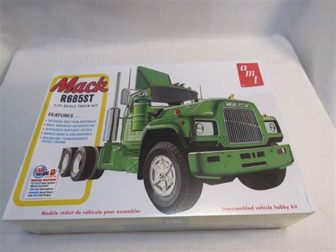 Amt Mack R685st 125 Scale Plastic Model Truck Tractor Kit Ebay