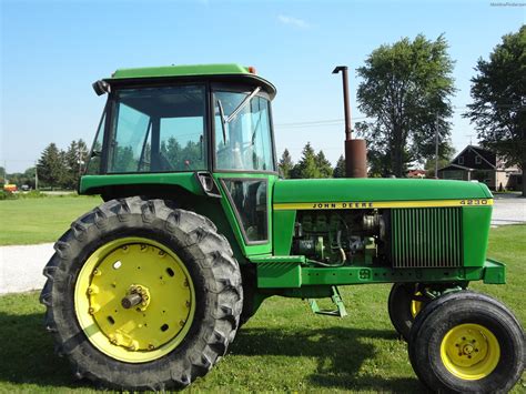 1974 John Deere 4230 Tractors Row Crop 100hp John Deere