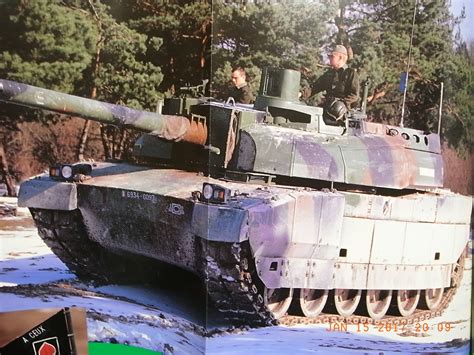 Opening hatches, rotating turret, elevating/depressing main gun, and working tracks. FRENCH LECLERC TANK, PANZER MAGAZINE #255 SUNDAY ART ...