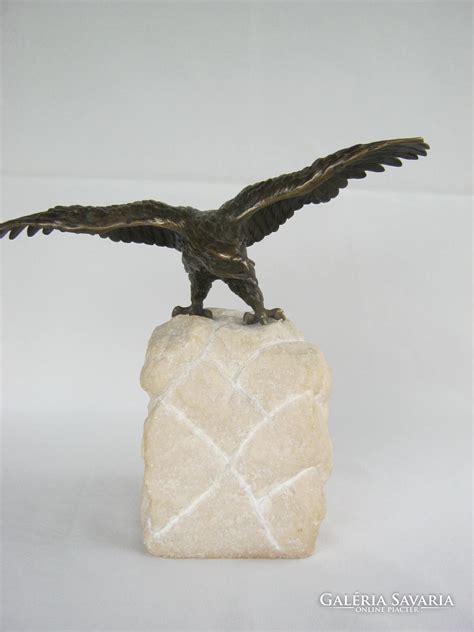 Réz szobor turul sas madár kő talpazaton súlyos darab 4 9 kg Fémmunka