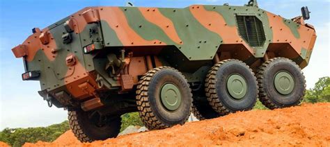 Blindado guarani em ação 6x6 ! VBTP-Guarani-blindado-exercito-brasileiro-brasil-Iveco ...