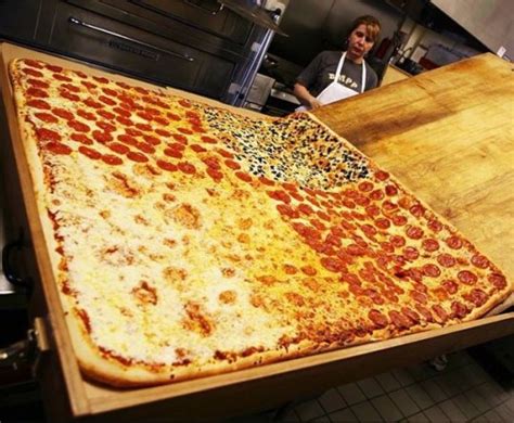Las Big Mamas And Papas Pizzeria Does Giant 54″ Pizzas In Their Own