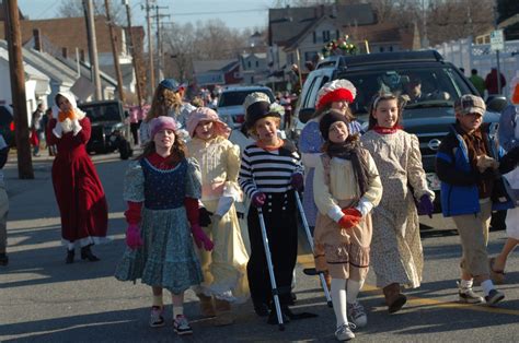 North Andovers Annual Santa Parade North Andover Ma Patch