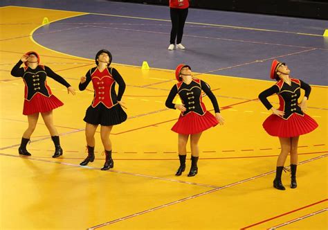 50 Free Cheerleading And Cheerleader Images Pixabay