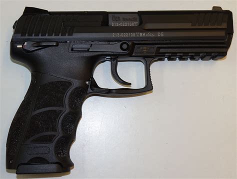 The p30 is marketed by the manufacturer as a law enforcement service pistol. Pistole Heckler & Koch P30LS-V1, Brüniert im Kaliber 9x19 ...