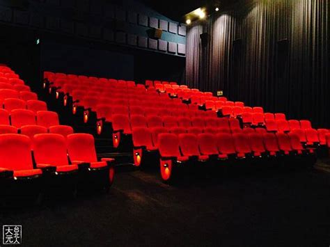 One of the nicer theatres in taipei. 京站威秀5廳