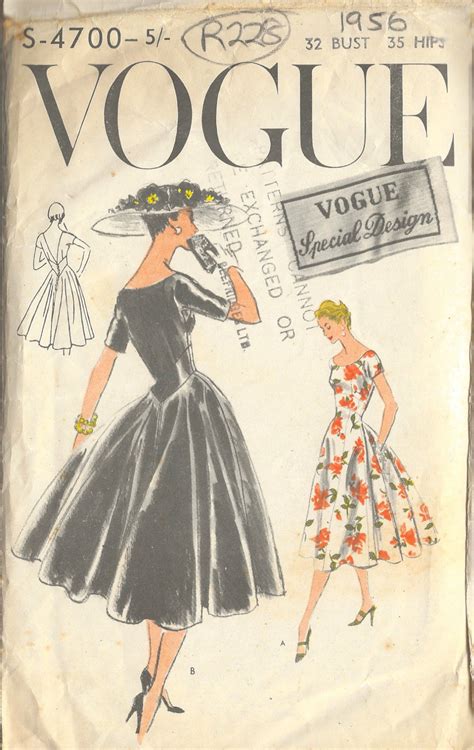 1956 Vintage Vogue Sewing Pattern B32 Dress R228 The