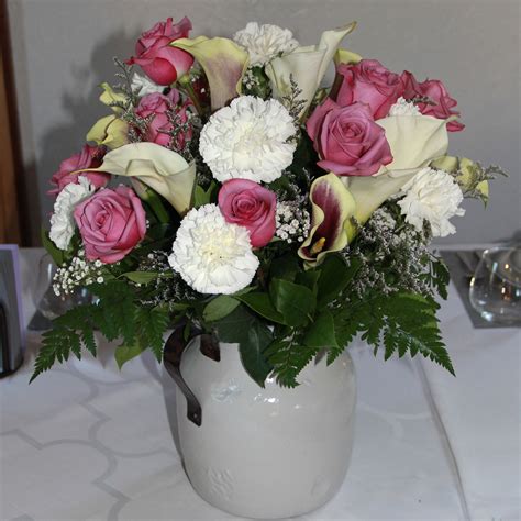 She is survived by her daughters tina thompson and trina thompson as well as her granddaughter, savannah denton. WEDDINGS — Flowers by Emily