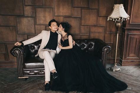 Áo croptop hai dây mỏng manh. Nhan sắc xinh đẹp của vợ hai diễn viên Tiến Lộc (vai Thành ...