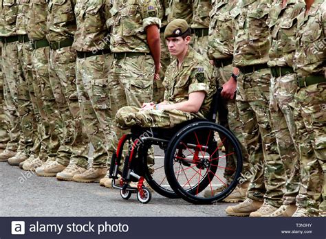 Disabled Soldier Hi Res Stock Photography And Images Alamy