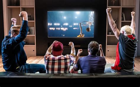 Traditional Streaming Sports Tv Viewing Grows Overall But Pay Tv