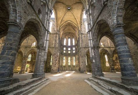 Find hotels and other accommodations near musée l, folon foundation, and museum of photography and book today. L'Abbaye de Villers-la-Ville, aux pierres éternelles
